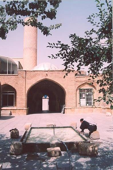 استان ها-آذربایجان غربی-مهاباد-مسجد سرخ
