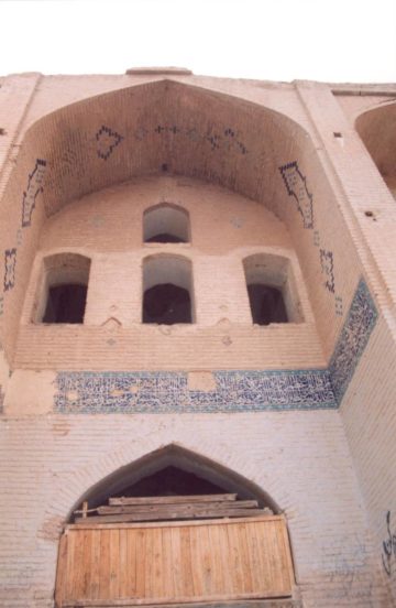 استان ها-اصفهان-ایزدخواست-کاروانسرای ایزدخواست-1383