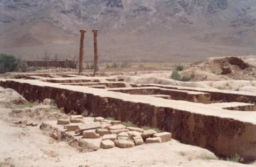 استان ها-استان مرکزی-محلات-روستای خورهه-معبد سلوکی ها-1380