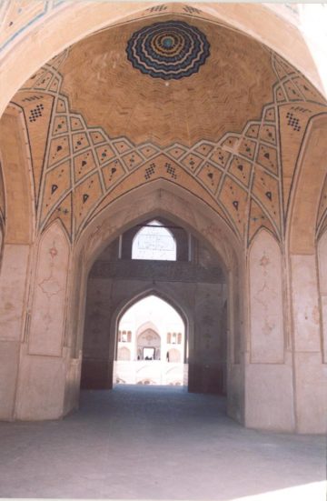 استان ها-اصفهان-کاشان-مدرسه آقابزرگ-مهر 1384