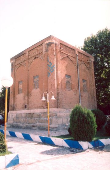 استان ها-آذربایجان شرقی-مراغه-گنبد غفاریه-مرداد 1385