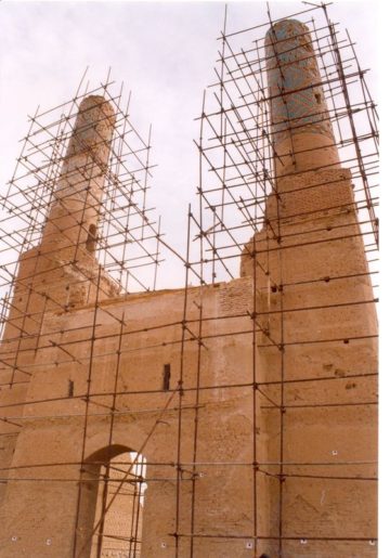 استان ها-یزد-ابرکوه-مناره مسجد نظامیه-1383