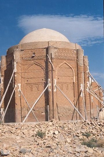 استان ها-قزوین-خرقان-برج های آرامگاهی خرقان-1386