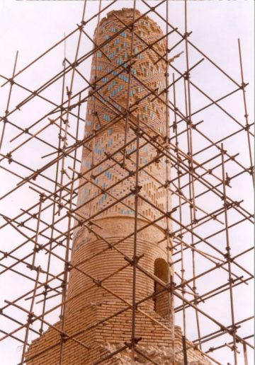 استان ها-یزد-ابرکوه-مناره مسجد نظامیه-1383