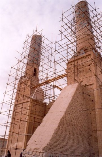 استان ها-یزد-ابرکوه-مناره مسجد نظامیه-1383