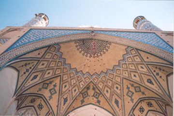 استان ها-اصفهان-کاشان-مدرسه آقابزرگ-مهر 1384