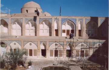 استان ها-اصفهان-کاشان-مدرسه آقابزرگ-مهر 1384