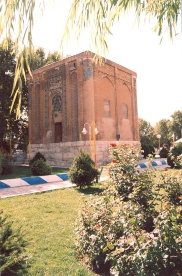 استان ها-آذربایجان شرقی-مراغه-گنبد غفاریه-مرداد 1385